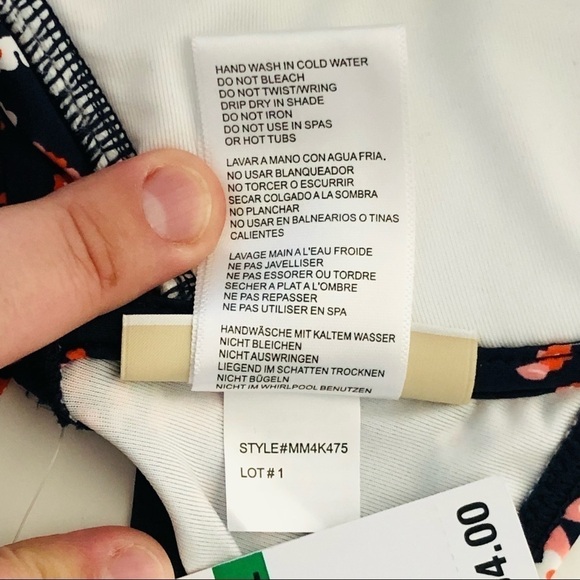 NWT Michael Kors Cap Sleeve Underwire Bikini Top in Scattered Blooms Print sz L - Picture 15 of 16